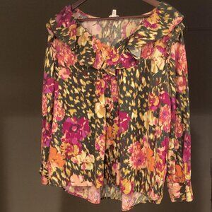 Pretty springtime blouse